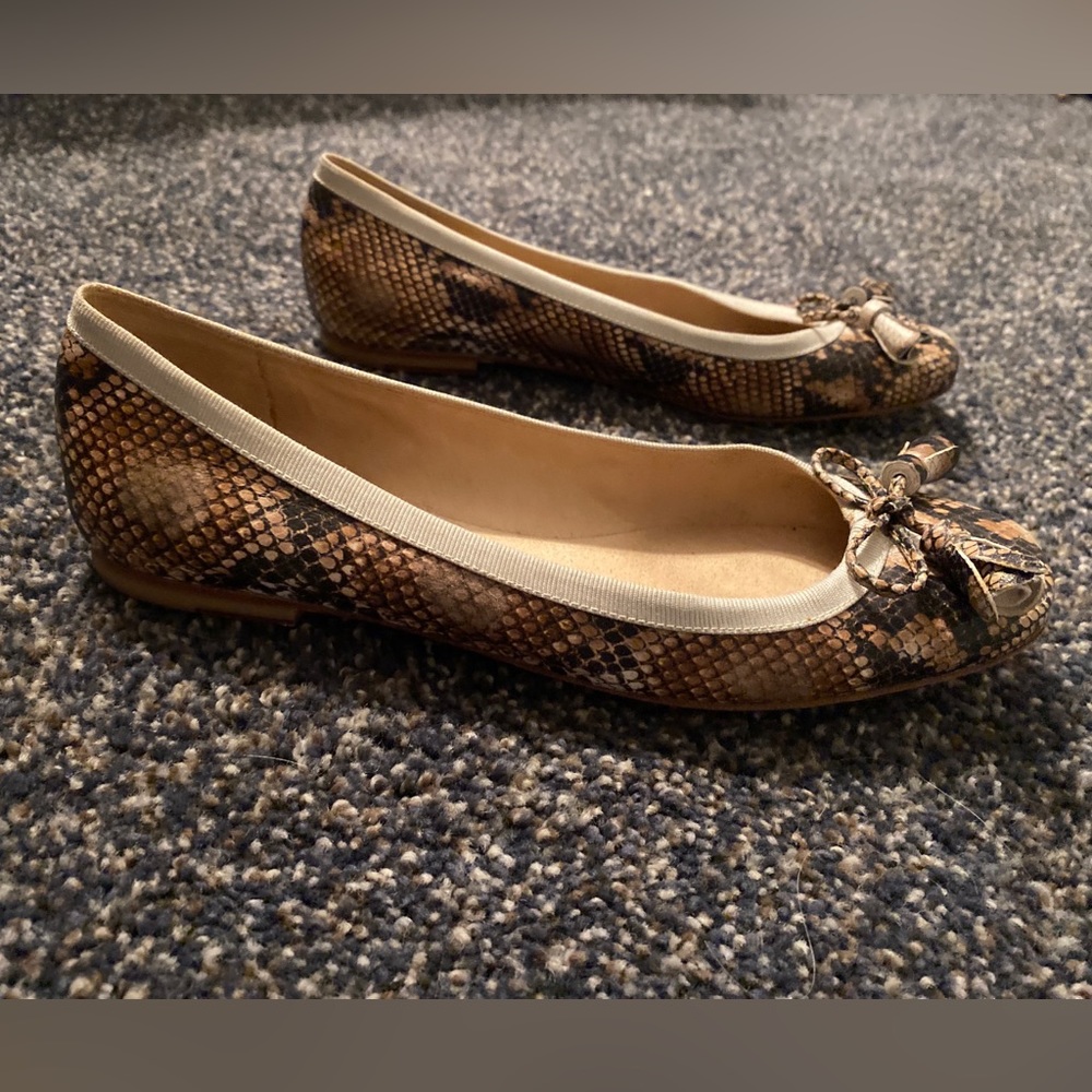 Stuart Weitzman Flats. Size 7 - image 2